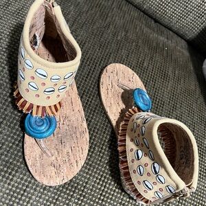 CUTE Disney Moana fringed sandals size US 11/12